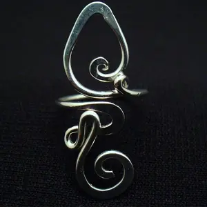 Adjustable Vintage Y2K Toe Ring – Chic, Non-Tarnishing Fashion Jewelry for Beach Parties & Everyday Wear