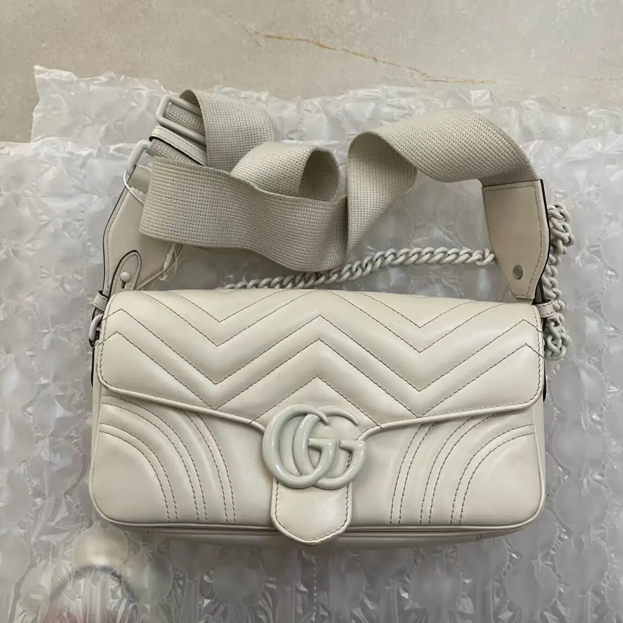 Pre-owned GUCCI GG Marmont Small Shoulder Bag
