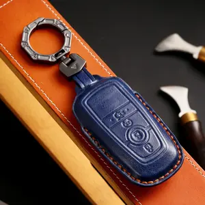 Handmade genuine leather key case suitable for Ford Mondeo, Focus, Escort, Ruiji, 2023 Explorer, and Ruijie car key covers