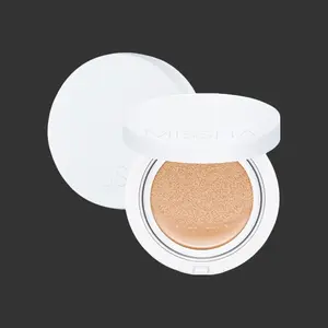 Missha Magic Cushion Moist Up No. 21 Light Beige Hydrating 3-in-1 Moisture Korean Foundation Long-lasting High Coverage for All Skin Types