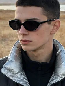 Men's Oval Frame Sunglasses, Lightweight Stable Frame, and Lenses, Ideal for Daily Outdoor Commuting Driving