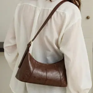 Vintage Elegant Simple Handbag Korean Style 2026 Niche Fashion Crossbody Bag for Women Retro Underarm Design Single Shoulder Clutch