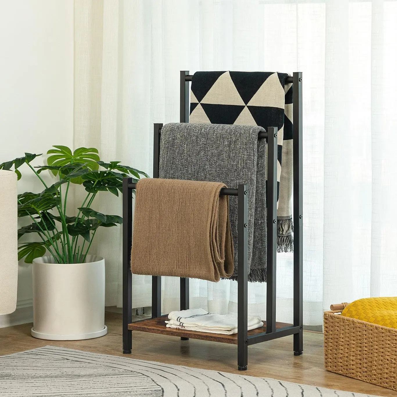 HOOBRO 3 Tier Towel Rack Free Standing, Blanket Rack, Blanket Holder for Bathroom, 16.9" L x 11" W x 31.9" H, Industrial Metal Drying and Display Rack with Shelf, Rustic Brown and Black Organiser #SummerVibes