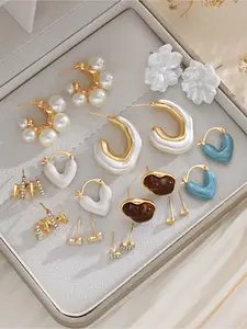 20pcs Multi-Style Pearl & Heart Earring Jewelry Set (Pearl Cluster/Cream White C-Shape/Amber Pattern Heart/Diamond Stud Styles) Suitable for Gentle & Edgy-Sweet Outfits Luxury Exquisite Multi-Scene Earring Collection