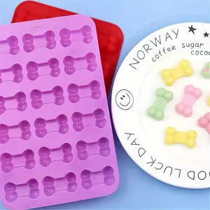 1pc 18-Cavity 3D Dog Bone Silicone Ice Tray and Treat Mold for Baking and Decorating - Kitchen Supplies