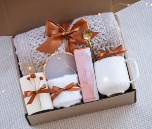 Christmas Gift Box, Best Gift for Women, Friendship Gift, Thinking of you Gift, Care Package Gift Box for Her, Hygge Gift Box, Cozy Care Package, Self Care Gift | Trendy Gift Box, Christmas Gift Box