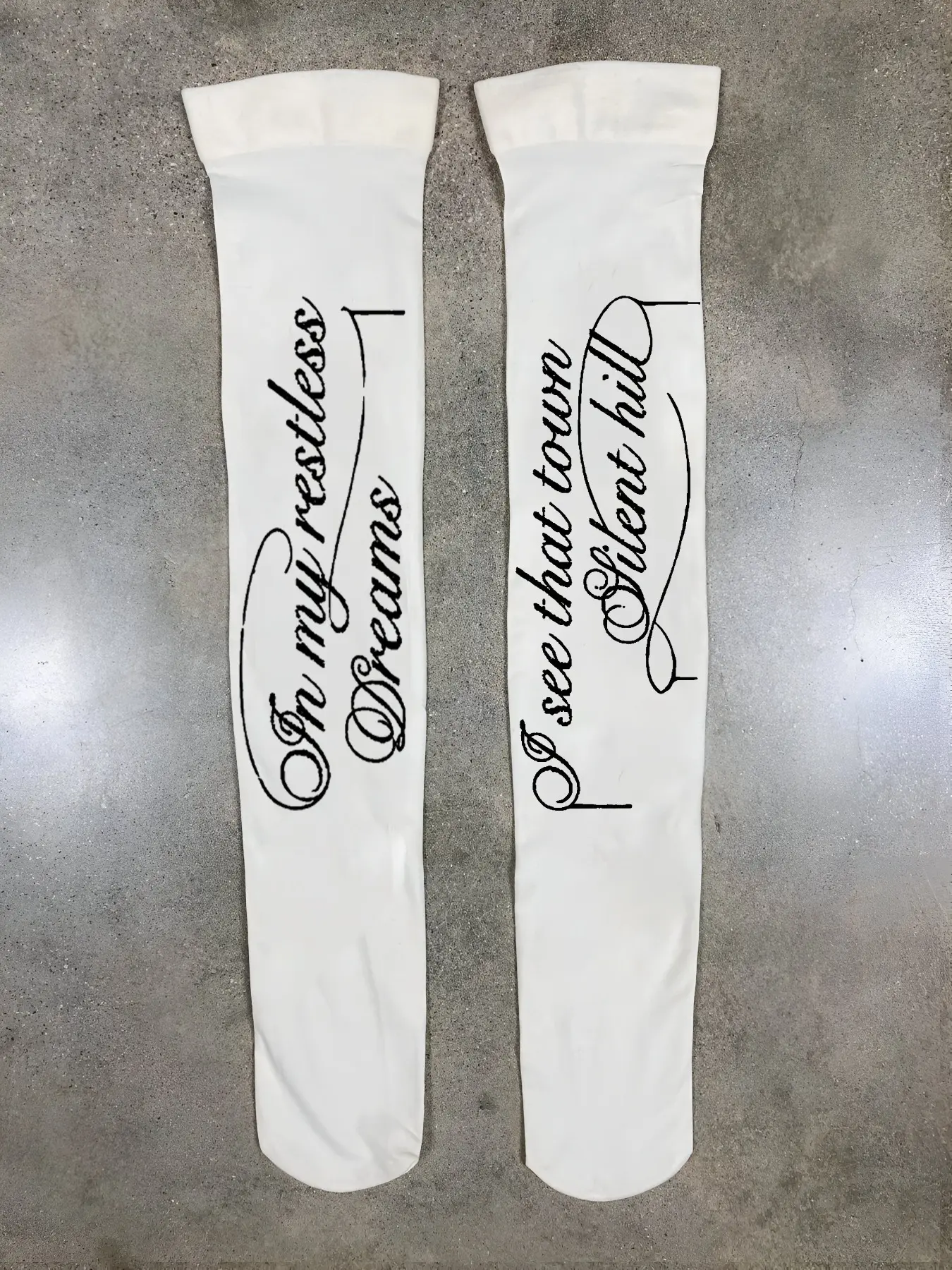 Graffiti Letter Print Long Socks, Tight Ankle Socks, Harajuku Knee High Y2K Style Role Play Cute Socks, Lightweight Socks, Casual Stylish Socks, Women's Fashion Accessories, Leg, Womenswear