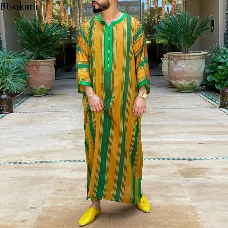 Men's Islamic Thobe in Breathable Polyester, Modern Solid Color Kaftan Robe, Casual Loose Fit for Travel, Gift for Husband, Plain, Traditional, Ramadan, Daily Prayer, Classic Round Neck, Authentic Islamic Style, Men's Arabic Clothes