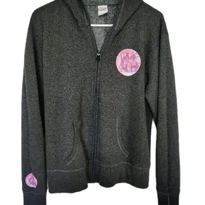Nellies zip up