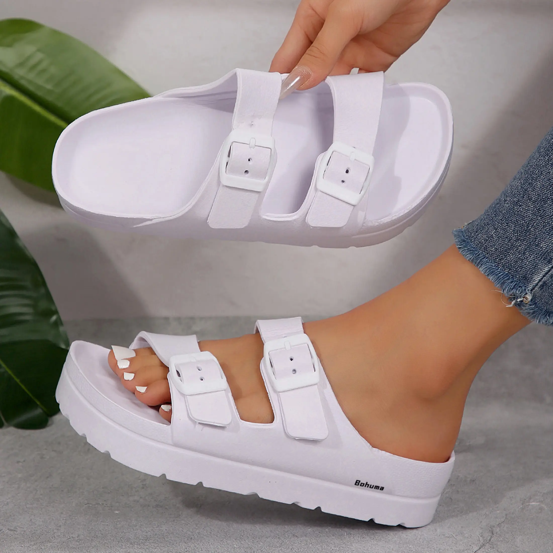Women Fashion Flat Sandals Outdoor Casual Beach Slippers EVA Sole Comfortable Double Buckle Slides, Thick Sole Round Toe Double Strap Waterproof Non-Slip Slippers