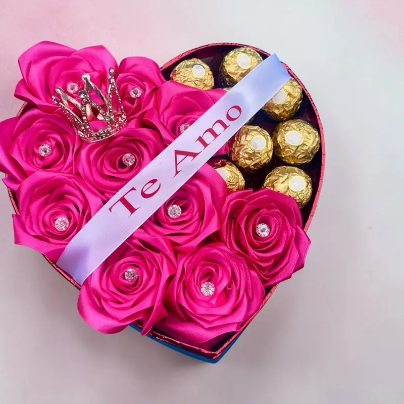 Heart-Shaped Gift Box with Pink Roses, Ferrero Rocher, Perfect for Valentine's Day, Mother’s Day, girlfriend Day or any occasion.