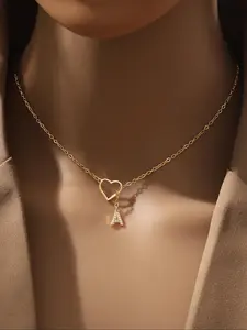 Heart Shaped Initials Pendant Dainty Necklace for Women, Fashion Jewelry for Party, Daily Clothing Decor, Trendy All-match & Exquisite Jewelry for Birthday Gift