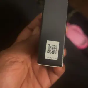 Product Review of CARSLAN Black Magnet Oil Blotting Setting Sheet With Powder More Control Oil Keep Fresh 2 IN 1 Blotting Sheet with Mirror Puff & Recyclable Case 450 Sheets 1 Box 2 Refills from F**💕