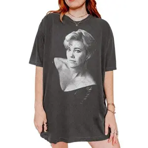 Vintage 90s Catherine O'Hara Shirt - Retro Celebrity Tee for Fans of Schitt's Creek