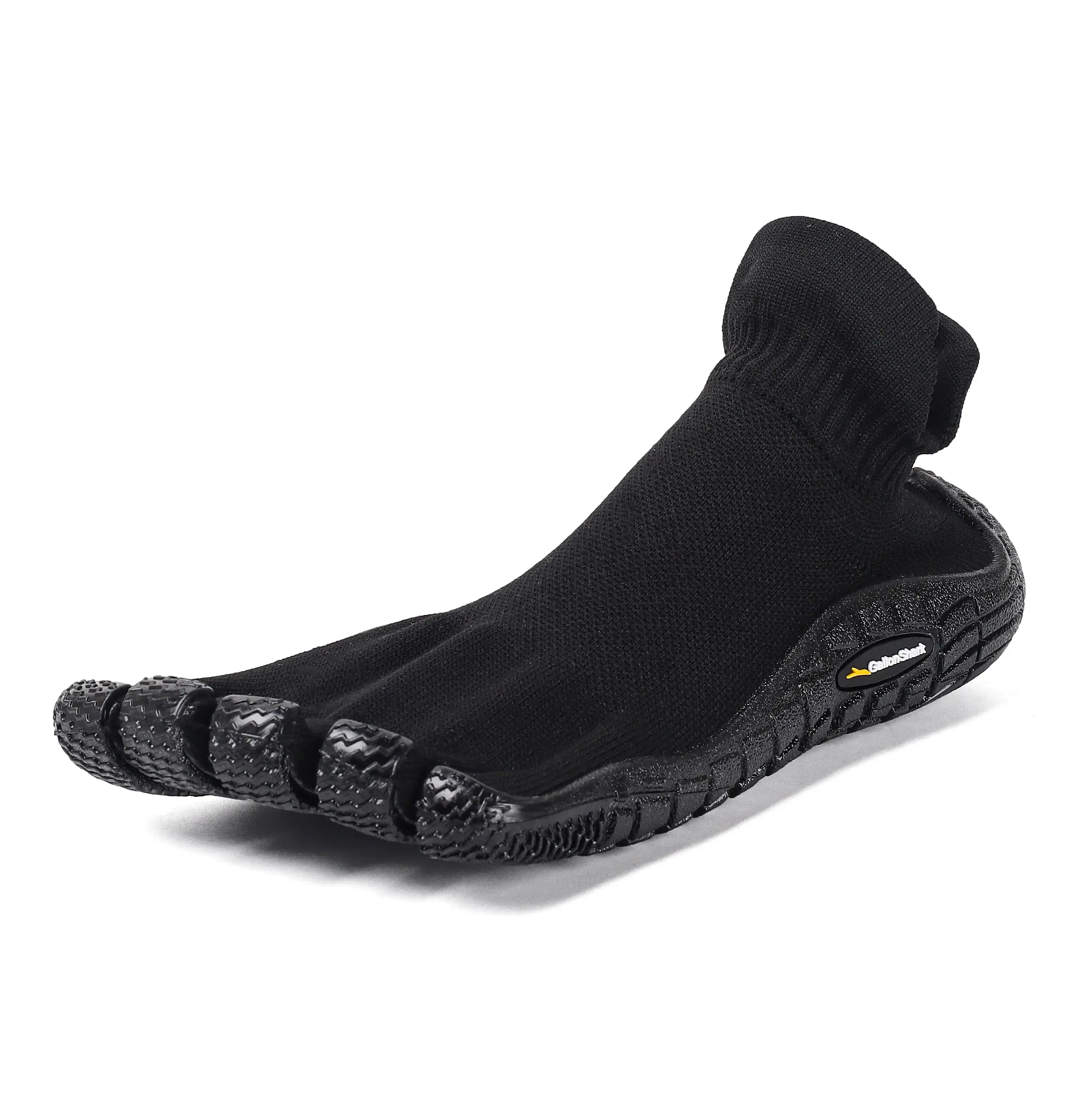 Stop wearing uncomfortable flip flops.These packable barefoot shoes are a total game changer for summer.Perfect for beach, gym, and travel."