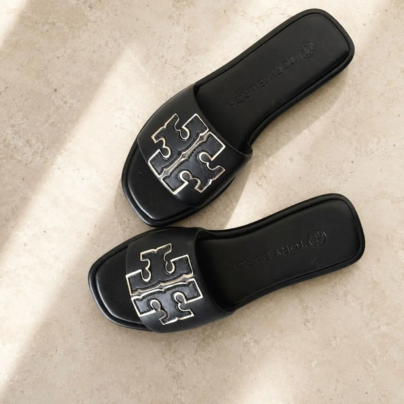 Women’s Flat Flip Flop Sandals – Lightweight Slip-On Thong Slides for Beach, Vacation, Poolside & Everyday Wear