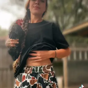 Camouflage Fitted  Viral Women’s Camo Shorts Comfort Womenswear Bottom Comfortable Fit Everyday Style