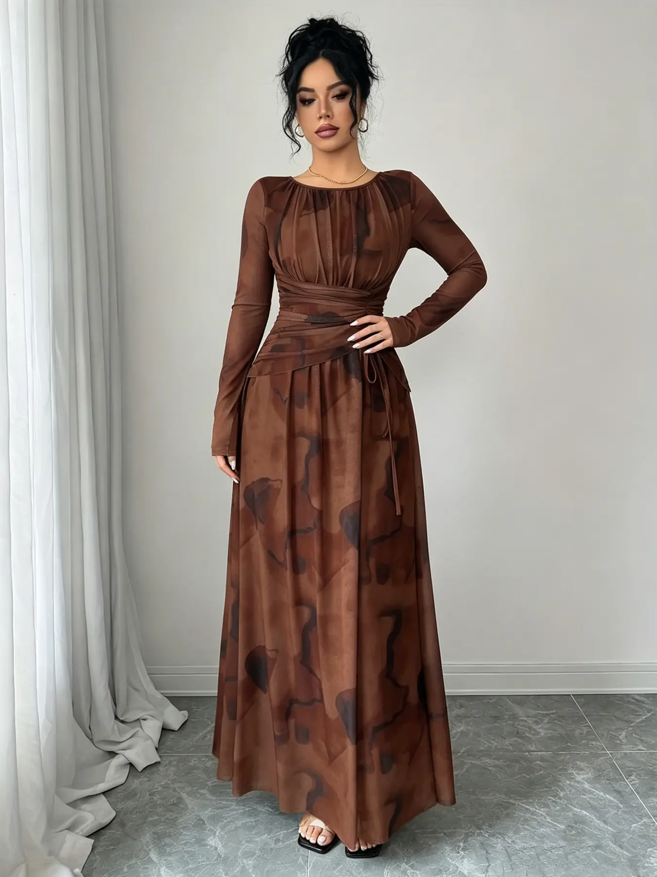 A women's brown Chic ink wash pleated dress with pleated elements adding layers, long sleeved design for sun protection, suitable for commuting to work, shopping and outdoor activities, Bohemian Boho Chic, Boho Style Dresses