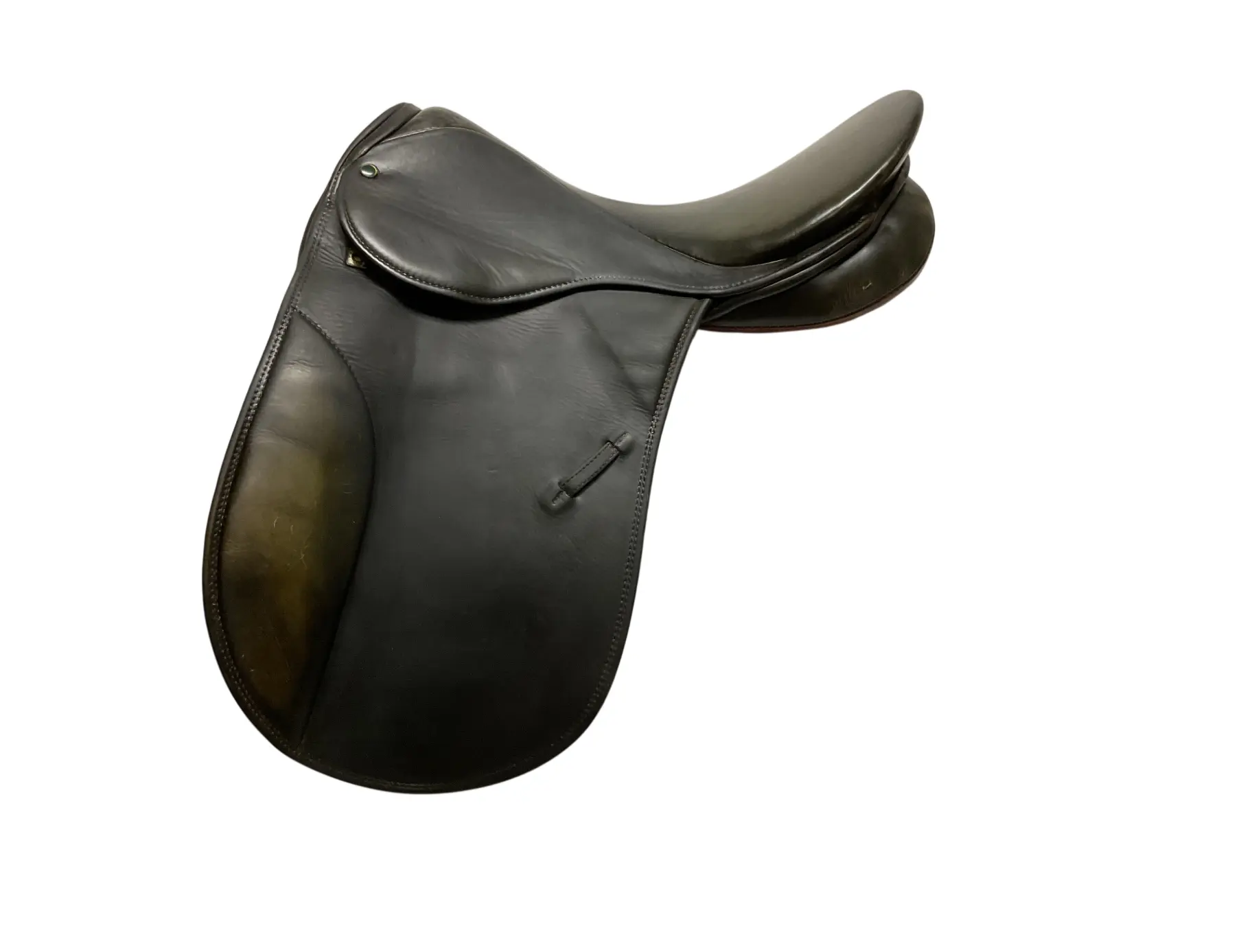 Stubben Romanus Used Horse Riding Dressage Saddle, 18" Leather Seat, 32cm (MW/W) Tree, Black Equestrian Tack, Flocked Panel, Double-Covered Skirts