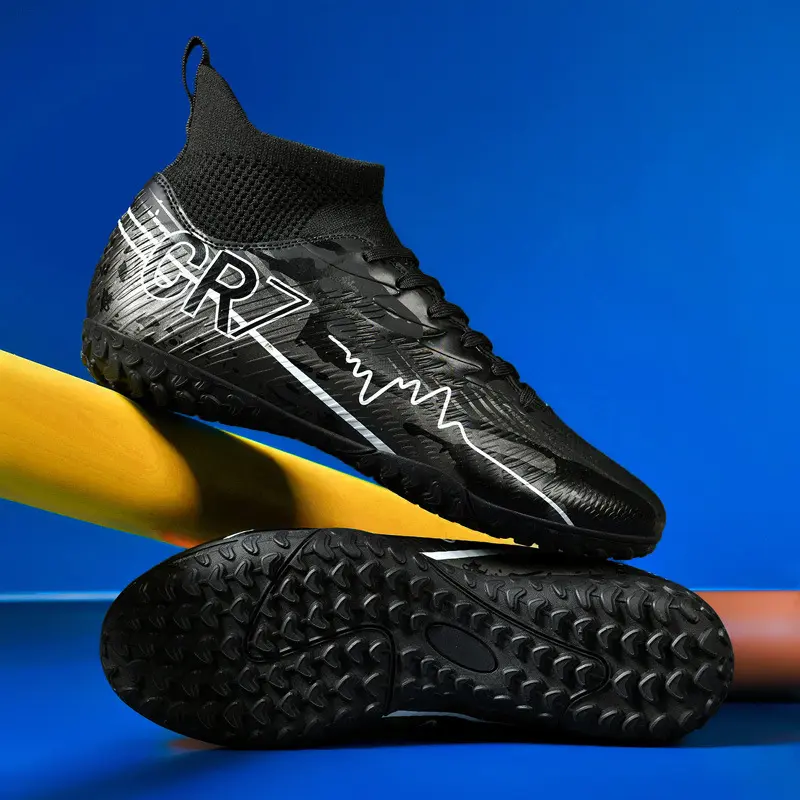 033 Broken Nail Black