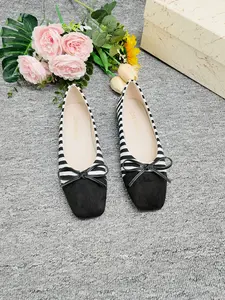 French Style Sweet Cool Striped Bow Square Toe Shoes, Soft Sole Low Heel Casual Flat Shoes, Versatile Commuter Women's Footwear