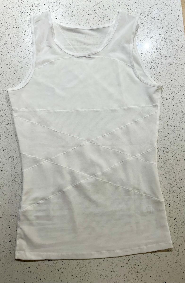 Item: White, L