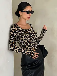 Women's Leopard Print Slim-Fitting Long Sleeve Top, Casual Classy Top, Elastic Fit & Comfortable Design, Versatile Daily Wear for Women, Lady, Womenswear