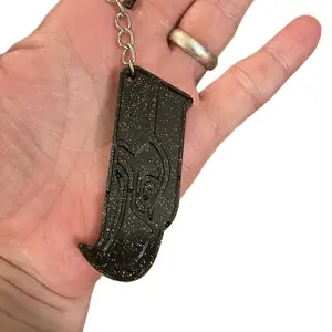 Handmade Resin Eagle Keychain - Perfect for Carrying Keys