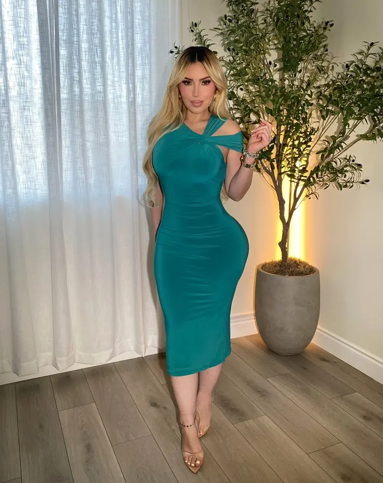 Silhouette Turquoise Maxi Dress