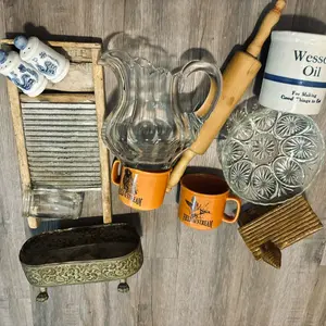 5-15 item mystery thrifted decor bundle. Decorative Glass Wooden