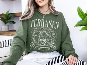 [Sale Up To 50%] Terrasen Sweatshirt, Aelin Galathynius, Sarah J Maas, Throne of Glass Merch, SJM Merch, Bookish Gift, Romantasy Reader, Booktok, Bookstagram, streetwear graphic tee