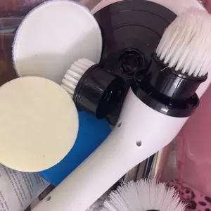 Product Review of Electric Spin Scrubber for Summer Gift, Handheld Shower Scrubber, Spinning Scrub Brush with Comfortable Adjustable Handle, Bathroom Scrubber, 360° Cordless Household Cleaning Brush for Windows, Electric Spin Scrubbers, Cleaner, Portable, Durable from A**