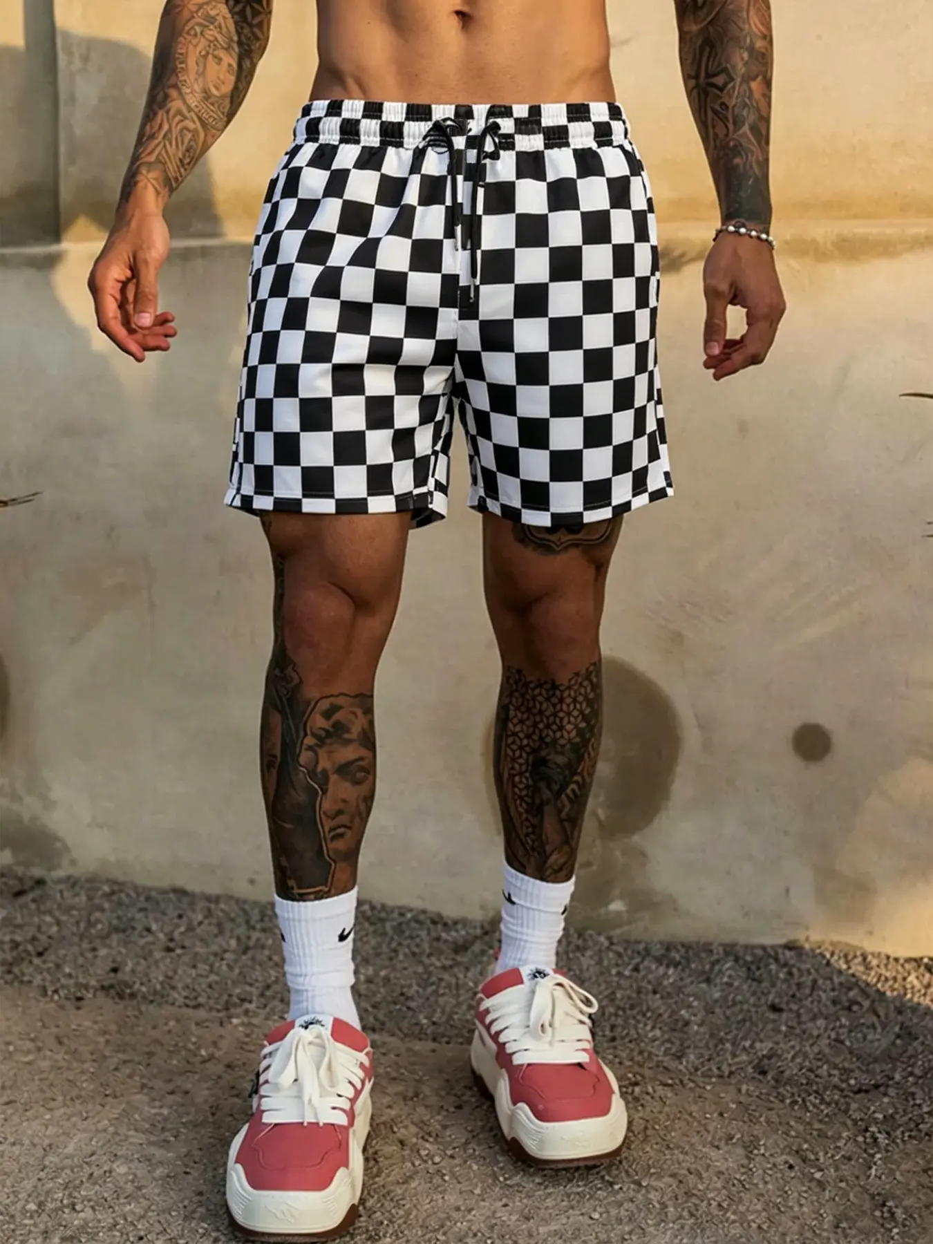 Men's Vintage Black and White Plaid Pockets Swimming Shorts - 5-Inch Inseam, Elastic Waistband, Drawstring Closure, Lightweight Quick Dry Swim Trunks, Swimwear Shorts for Summer, Pool Parties, Everyday Use, Quick Dry Trunks