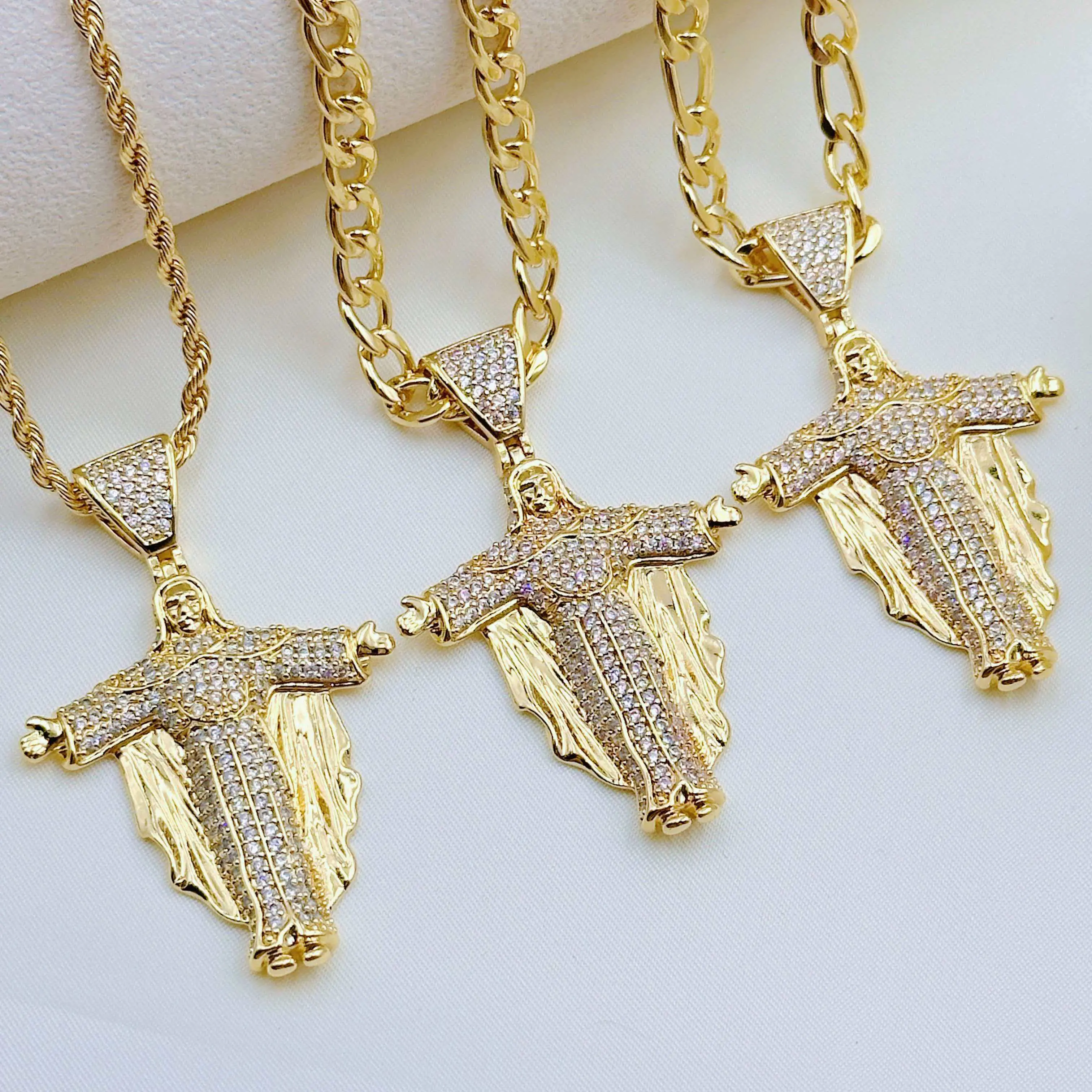 Jesus large cross necklace, vintage hip-hop sweater chain pendant, full diamond zircon 14K gold thick plating, religious jewelry, personalized Christian gift, unisex, fade-resistant and anti-oxidation.