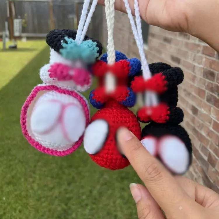 Cute handmade crochet car hanging accessory – Knitting spider decoration; a unique accessory for cars, rooms, or backpacks – Perfect for Halloween or back-to-school gifting.