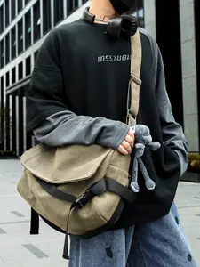 Autumn Winter New Men's Frog Pendant Crossbody Bag, Casual Crossbody Bags, Commuter Crossbody Bag, Unisex Large Capacity Shoulder Backpack, Daily Commute Office Backpack, Durable Molle Bag