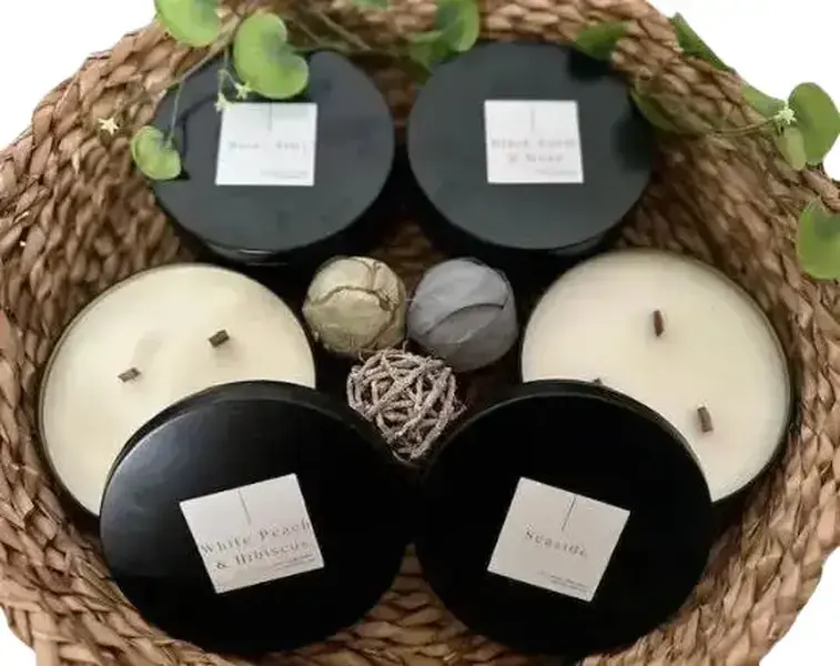 Big 16 oz tin candle, wooden wicks, large candle