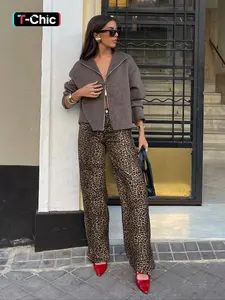 Women's High Waisted Denim Leopard Print Straight Leg Jeans, Elastic Fabric Loose Fit Wide Leg Pants, Casual All Season Womenswear