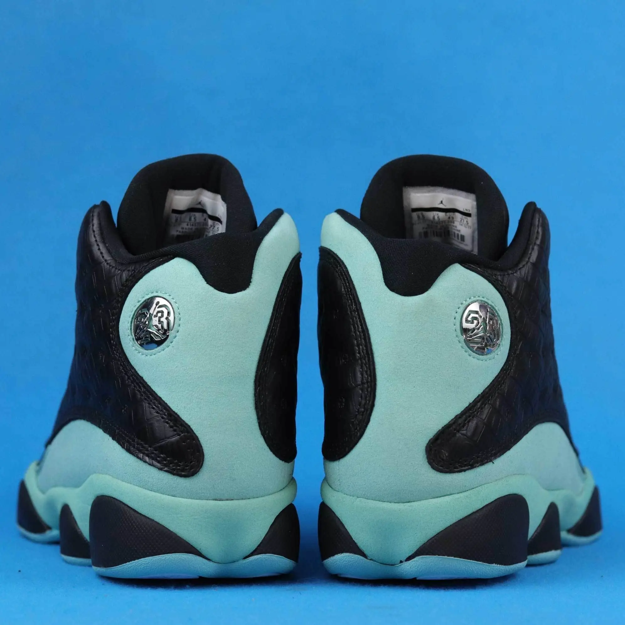 Unisex Black Mint Green Mesh Mid-Top Retro Basketball Sneakers, Mint Green Traction Outsole Circular Side Window Street Casual Sports Shoes For Daily Wear