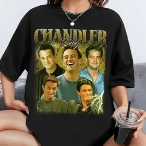 Chandler Bing 'Friends' Sitcom Graphic Tee, UnisexT-Shirt
