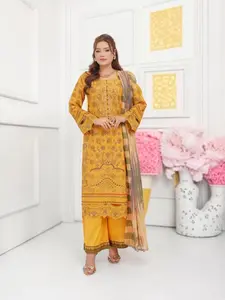 Pakistani Cotton Salwar Kameez, Cultural Wear for Women