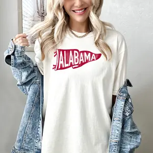 Alabama Pennant T-Shirt, Graphic T-Shirt, Trendy Top for Women, Cute T-Shirt, Casual Outfit for Summer, Oversized T-Shirt, Comfort Colors T-Shirt, Alabama Shirt, Crimson Tide, Game Day Outfit, University of Alabama, Alabama Football, Graduation Gift