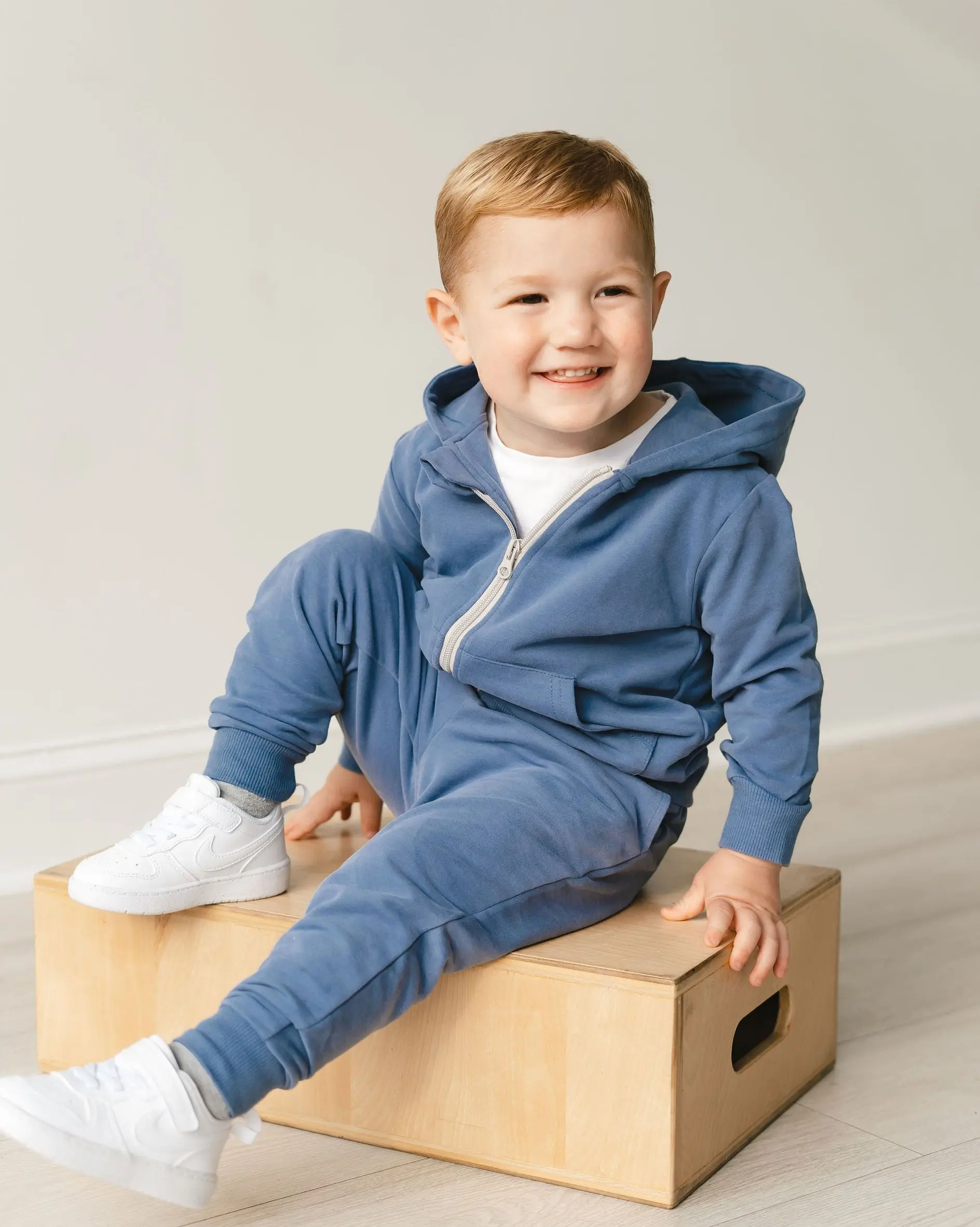 Explorer Zip Hoodie & Sweatpants Set