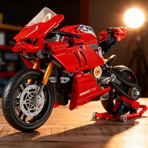 Moc Technology 42202 Ducati Panigale V4 S Motorcycle Building Model Kit, Mechanical Toy for Kids, Unisex Gift for Boys