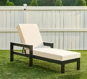 Edisto Chaise Lounger