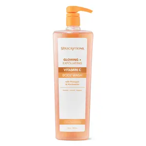 Glowing + Exfoliating Vitamin C Body Wash with Pineapple & Niacinamide Body Care Smooth Bright Daily Exfoliate Moisturizing Comfort Soap