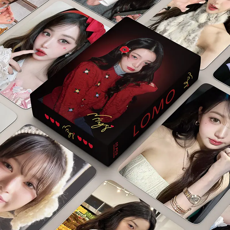 Zhang Yuanying photo card set 2025, high-definition selfies, beautiful photo album, round mini decorations, commemorative LOMO card box