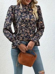 One women's floral print woven short-sleeved wide-sleeved blouse shirt with a stand-up collar, suitable for a vacation style and presenting a chic sweet look.