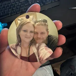 Personalized Christmas Ornaments for Festive Home Decor