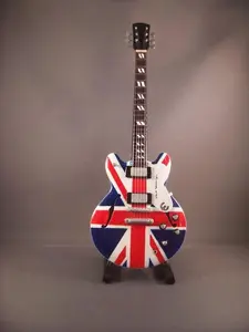 Miniature OASIS NOEL GALLAGHER Union Jack Guitar with Free Display Stand Collectible GIFT